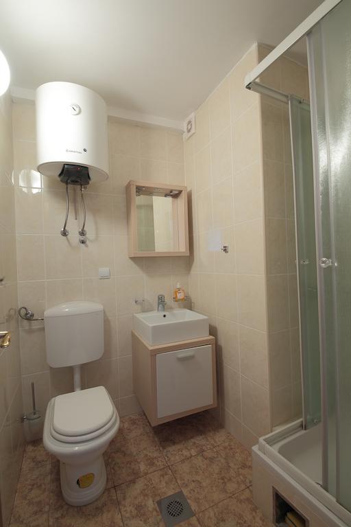 Guest House Zenovic Petrovac Kültér fotó