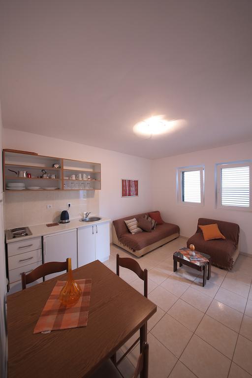 Guest House Zenovic Petrovac Szoba fotó